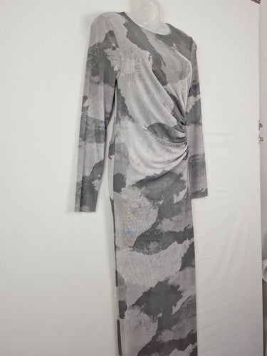 Second-Hand - Scanlan Theodore Grey Mesh Long Sleeve Maxi Dress Size 8 - SwapUp