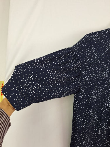 Second-Hand - Cue Midnight Sky Star Blouse Size 6 - SwapUp
