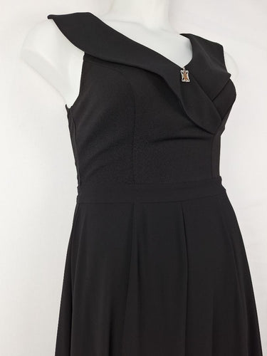 Second-Hand - Review Classy Pendent Maxi Dress Size 10 - SwapUp