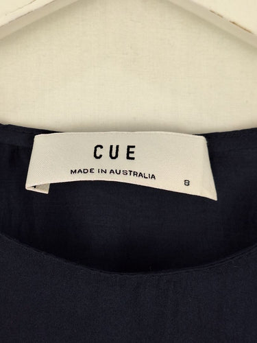 Second-Hand - Cue Comfy Staple Top Size 8 - SwapUp