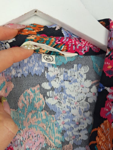 Second-Hand - Rolla's Vibrant Florals Relaxed Shirt Size XS - SwapUp