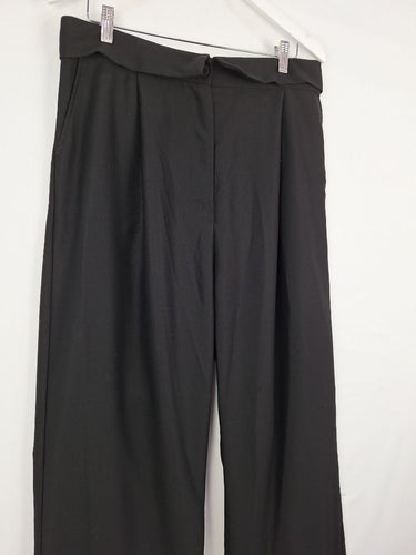 Second-Hand - Motto Black Fold Over Straight Leg Pants Size 14 - SwapUp
