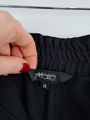Second-Hand - Motto Black Fold Over Straight Leg Pants Size 14 - SwapUp