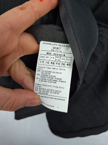 Second-Hand - MaxMara Pinstripe Flare Mini Skirt Size 16 - SwapUp