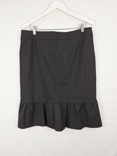 Second-Hand - MaxMara Pinstripe Flare Mini Skirt Size 16 - SwapUp