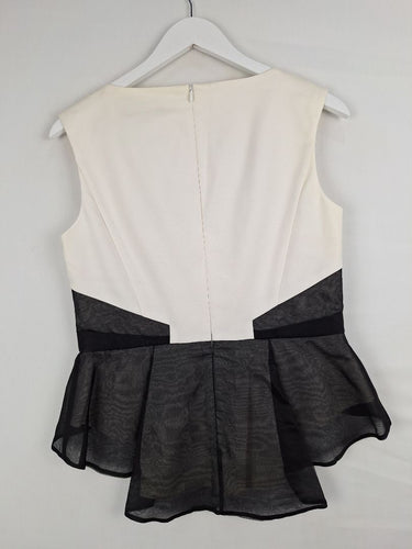 Second-Hand - Cue Fitted B&W Peplum Blouse Size 12 - SwapUp