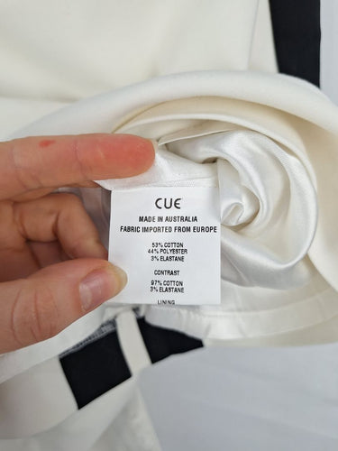 Second-Hand - Cue B&W Fitted Pencil Skirt Size 12 - SwapUp