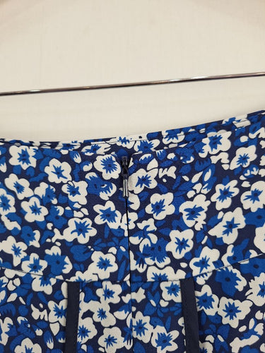 Second-Hand - Review Pretty Cobalt Floral Mini Skirt Size 8 - SwapUp