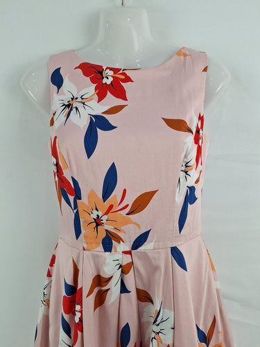 Second-Hand - Cue Musk Floral Pleated Midi Dress Size 8 - SwapUp