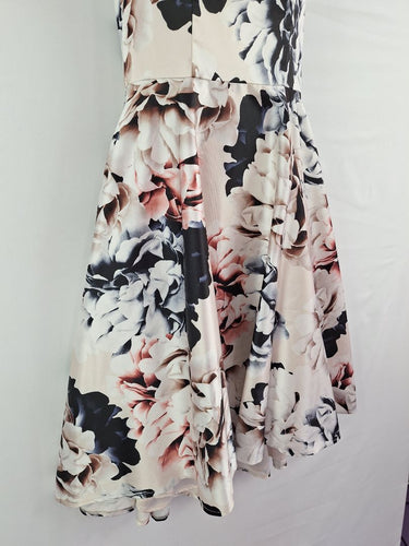 Second-Hand - Review Champagne Sweetheart Day Out Midi Dress Size 8 - SwapUp