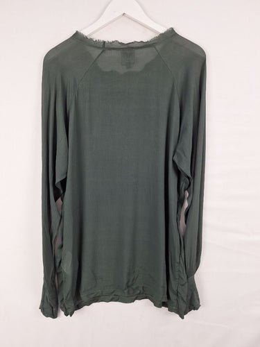 Second-Hand - Nu Dark Sage Silk Blend Top Size S - SwapUp