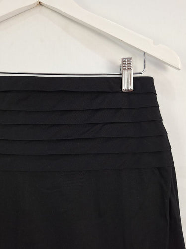 Second-Hand - David Lawrence Flattering High Waisted Pleated Midi Skirt Size 8 - SwapUp