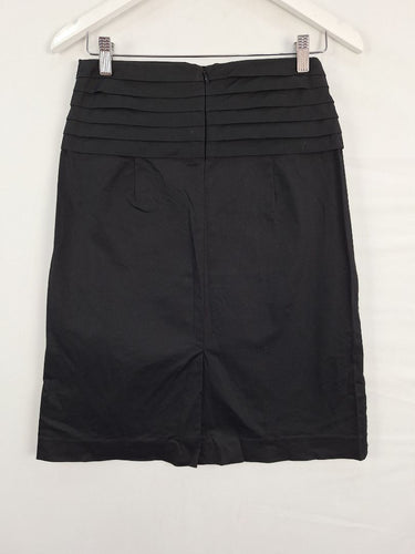Second-Hand - David Lawrence Flattering High Waisted Pleated Midi Skirt Size 8 - SwapUp