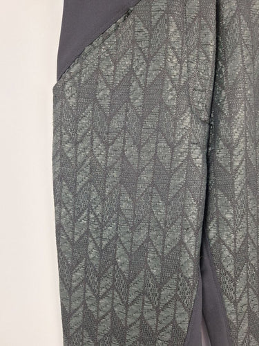 Second-Hand - Manning Cartell Woven Diamond Tailored Pants Size 8 - SwapUp