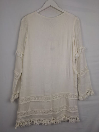 Second-Hand - Indikah Lace Tassel White Long Top Size 10 - SwapUp
