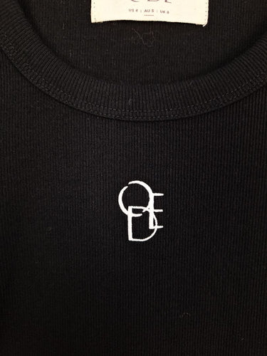 Second-Hand - Ode Off Duty Black Ribbed Top Size S - SwapUp