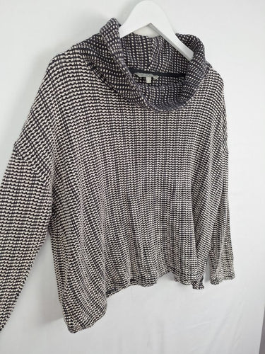 Second-Hand - Yarra Trail Textured Wide Roll Neck Top Size L - SwapUp