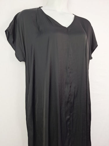 Second-Hand - Layer'd Coal Abigail Tee Dress Size 16 - SwapUp