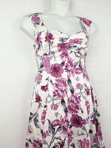 Second-Hand - Retrospec'd Lilac Flower Sweetheart Dress Size 12 - SwapUp