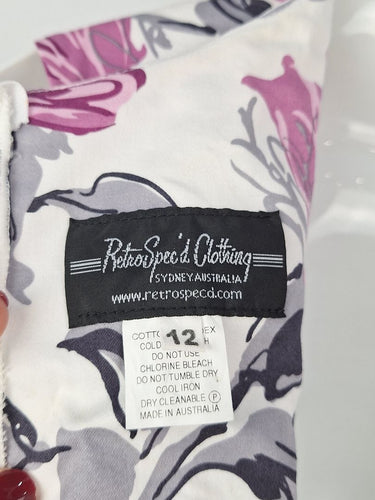 Second-Hand - Retrospec'd Lilac Flower Sweetheart Dress Size 12 - SwapUp