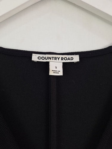 Second-Hand - Country Road Flutter Sleeve Textured Top Size S - SwapUp