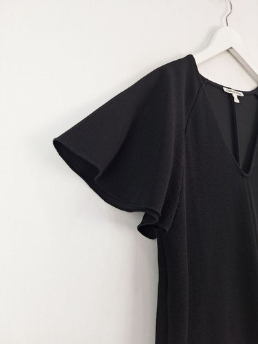 Second-Hand - Country Road Flutter Sleeve Textured Top Size S - SwapUp