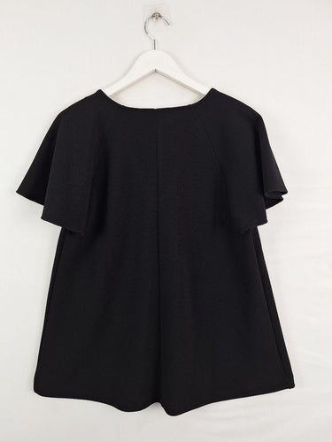 Second-Hand - Country Road Flutter Sleeve Textured Top Size S - SwapUp