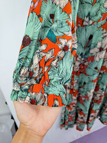 Second-Hand - Alessi Frill Neck Hibiscus Maxi Dress Size XL - SwapUp