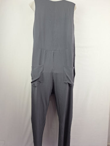 Second-Hand - Assorted Brands Effortless Steele Zip Up Jumpsuit Size M - SwapUp