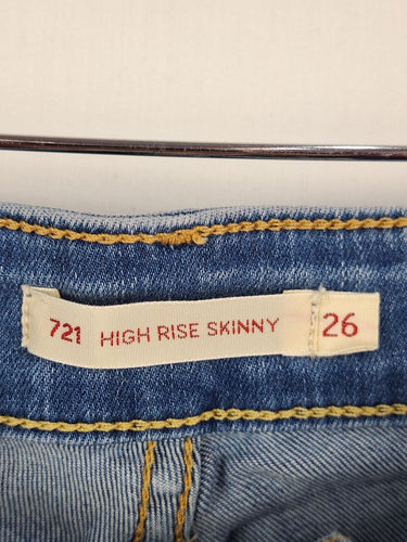 Second-Hand - Levi High Rise Skinny Classic Jeans Size 8 - SwapUp