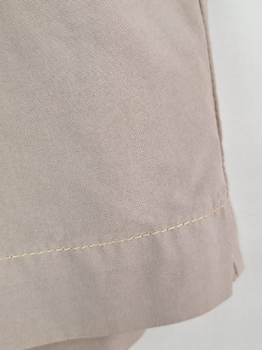 Second-Hand - Cool Grey Shorts With Contrast Stitching Size - SwapUp