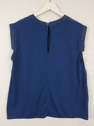 Second-Hand - Oxford Misty Sapphire Short Sleeve Top Size 10 - SwapUp