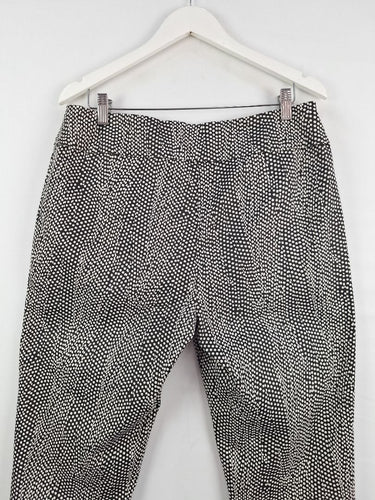 Second-Hand - Lisette-L Speckled Spot Tapered Everyday Pants Size 18 - SwapUp