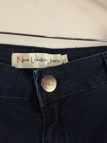 Second-Hand - New London Jeans Dark Indigo Fringe Hem Jeans Size 14 - SwapUp