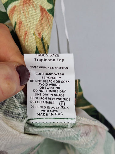 Second-Hand - Esmaee Tropicana Linen Blend Top Size M - SwapUp