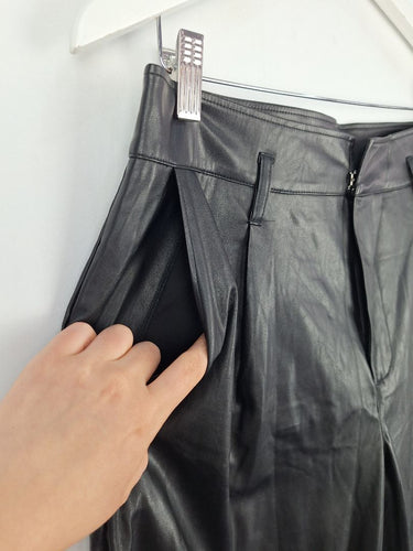 Second-Hand - Paige Faux Leather Tailored Pants Size 8 - SwapUp