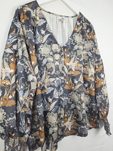 Second-Hand - Society Amuse Earthy Paisley Silky Blouse Size 10 - SwapUp