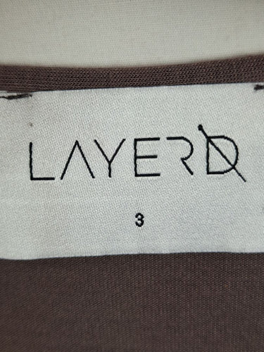 Second-Hand - Layer'd Taupe Essential Weekend Midi Dress Size XL - SwapUp