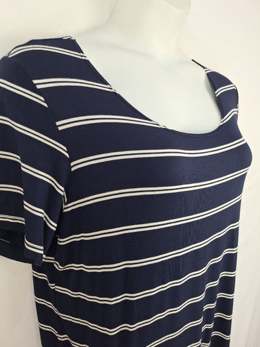 Second-Hand - Layer'd Navy Classic Striped Midi Dress Size XL - SwapUp