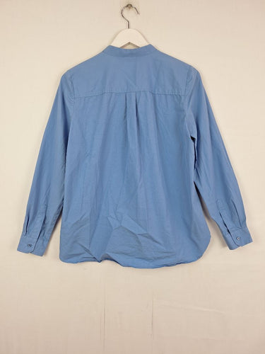 Second-Hand - David Lawrence Sky Blue Elevated Office Shirt Size 10 - SwapUp