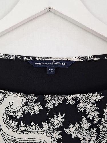 Second-Hand - French Connection Black & White Cold Shoulder Top Size 10 - SwapUp