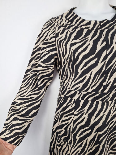 Second-Hand - Serafina Cream Zebra Zip Midi Dress Size M - SwapUp