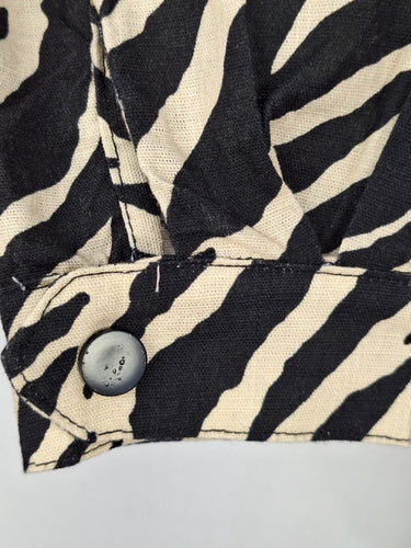 Second-Hand - Serafina Cream Zebra Zip Midi Dress Size M - SwapUp