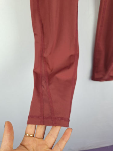 Second-Hand - Nimble Faded Rose Mesh Panel Leggings Size 8 - SwapUp