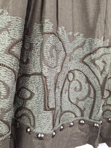 Second-Hand - Liz Jordan Embroidered Linen Blend Midi Skirt Size XL - SwapUp