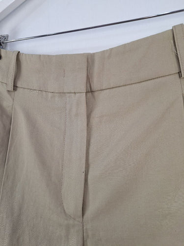 Second-Hand - Michael Kors Latte Sophisticated Pleat Shorts Size 6 - SwapUp