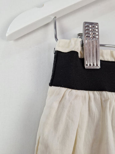 Second-Hand - Theory Sweet Linen Blend Pleat Mini Skirt Size S - SwapUp