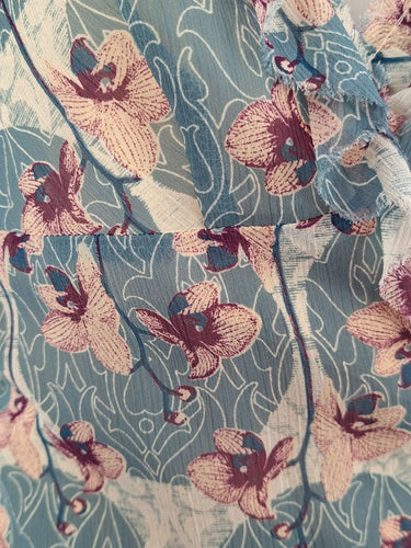 Second-Hand - Review Soft Frilled Floral Midi Dress Size 6 - SwapUp
