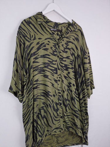 Second-Hand - Bimba Y Lola Army Green Butterfly Wing Longline Shirt Size M - SwapUp