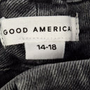 Second-Hand - Good American Black Wash Tapered Jeans Size L - SwapUp